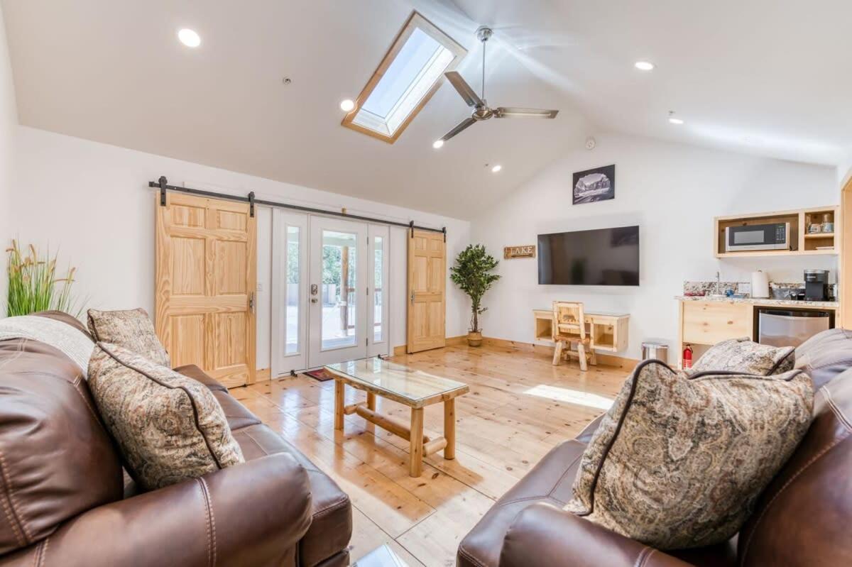Holiday home #4 Like With Private Hot Tub Bass Lake